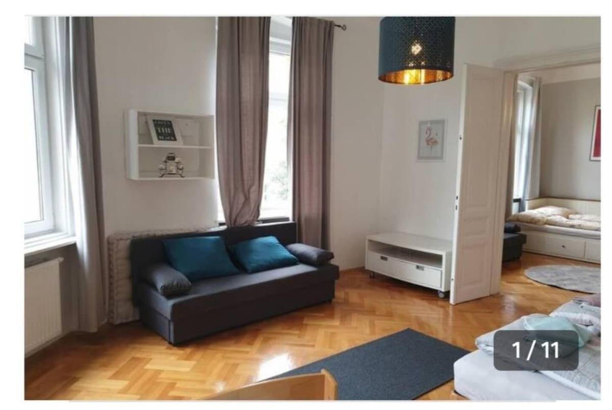 At Westbahnhof I Close To Shopping Street & Metro * Wien